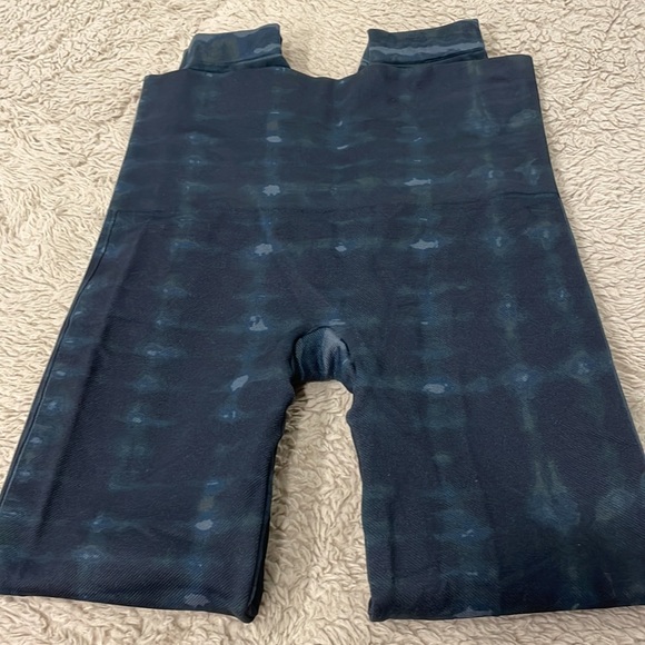 Spanx leggings - Picture 3 of 4